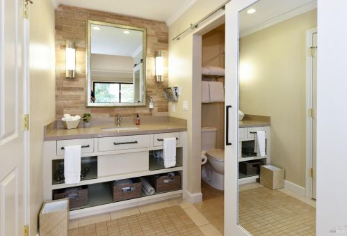 660 Cottage Dr, Fairfield CA  94558-1212 exterior