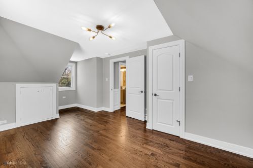 2141 Downey Rd, Homewood IL  60430-3603 exterior