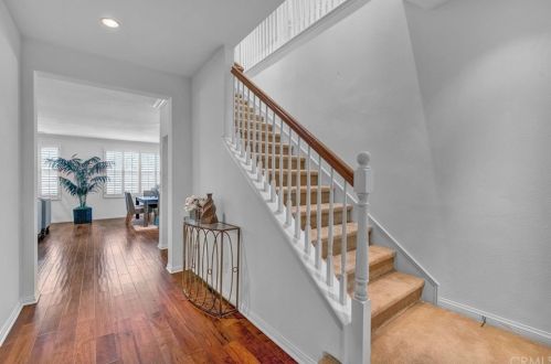 328 Bronze, Irvine CA  92618-1510 exterior