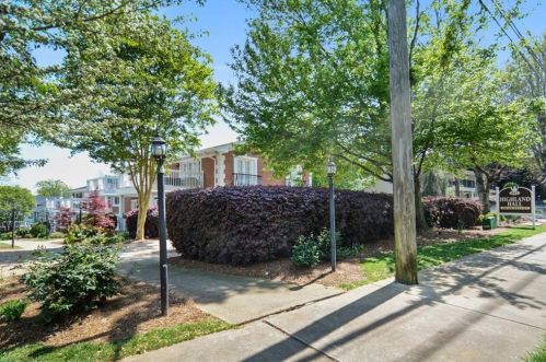 885 Briarcliff Rd, Atlanta GA  30306-4631 exterior