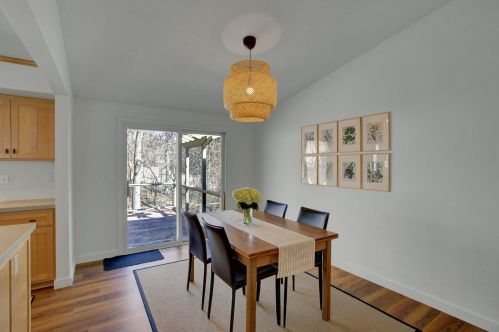 302 Cimarron Rd, Saint Paul MN  55124-9751 exterior