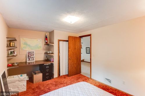 385 3rd Ave, Saint Paul MN  55112-7844 exterior