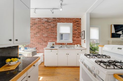 1858 Gilpin St, Denver CO  80209-4522 exterior