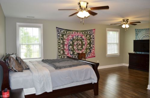 210 Fairmont Dr, Rincon GA  31326-4010 exterior