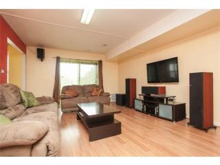 1525 Raspberry Ct, Edison, NJ 08817-2765