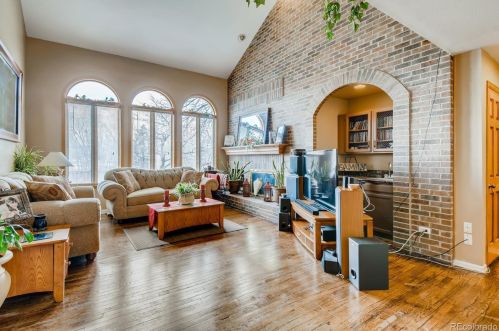 5897 Pagosa Way, Aurora CO 80011-4931 exterior