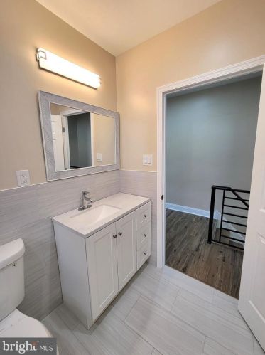 605 64 St, Philadelphia PA 19139-1004 exterior