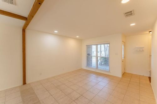 1915 Cannonwood Ln, Austin TX  78745-3606 exterior