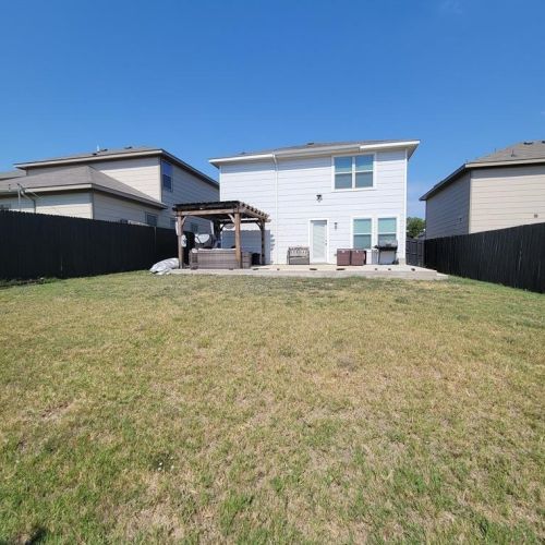 1428 Sierra Est Trl, Fort Worth TX  76119-2662 exterior