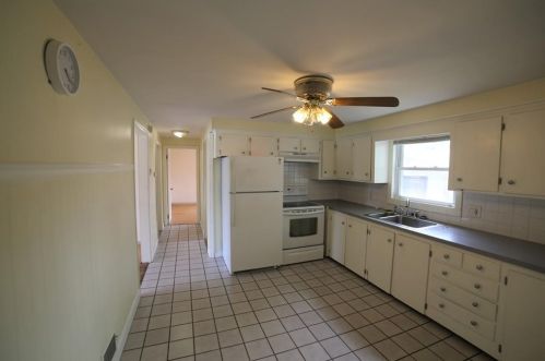 15 Contillo Dr, Providence, RI 02919-2212