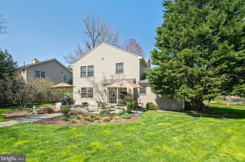 40 Upland Way, Haddonfield NJ 08033-3518 exterior
