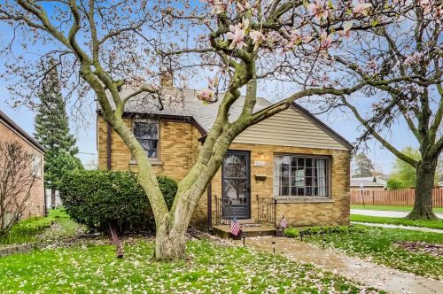 2601 Elm St, River Grove, IL 60171-1618