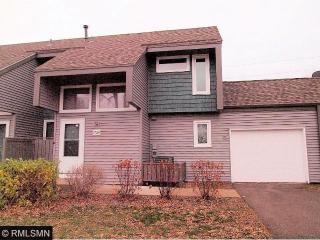 1728 Flamingo Dr, Saint Paul, MN 55122-1143