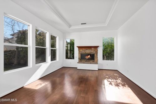 5934 Indian Terrace Dr, Simi Valley CA  93063-5771 exterior