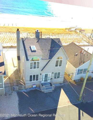 3176 Ocean Rd, Lavallette, NJ 08735-1831