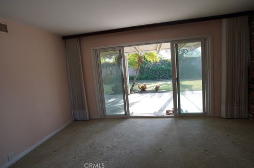 2766 Lizbeth Ave, Anaheim CA  92806-4831 exterior