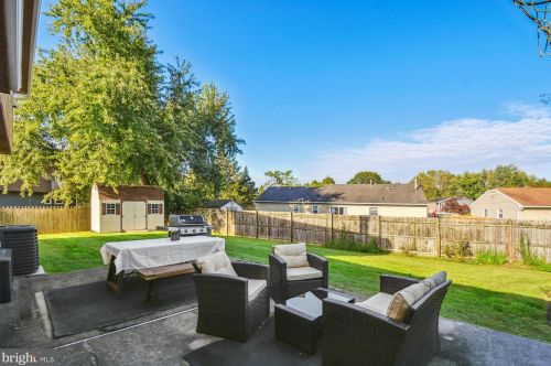 61 Misty Morn Ln, Trenton NJ 08638-1819 exterior