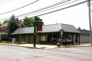 1438 Main St, Ephrata PA  17522-1345 exterior