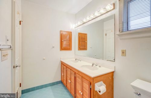 10 Clearview Ave, Trenton NJ  08619-1217 exterior