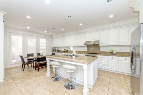 37 Deergrass, Irvine CA  92618-2246 exterior