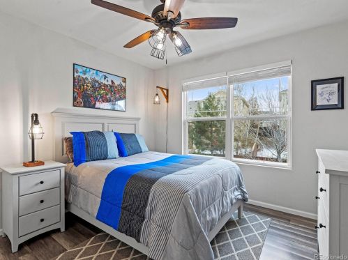 4825 Eaton Park Way, Aurora CO  80016-5831 exterior