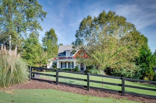 129 Savanna Estates Dr, Holly Springs, GA 30115-4966