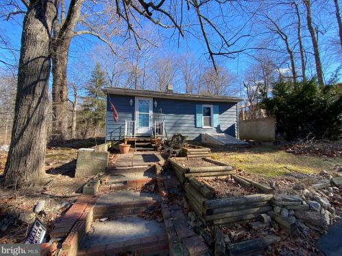 811 Johnson Ave, Silver Spring, MD 20904-3014