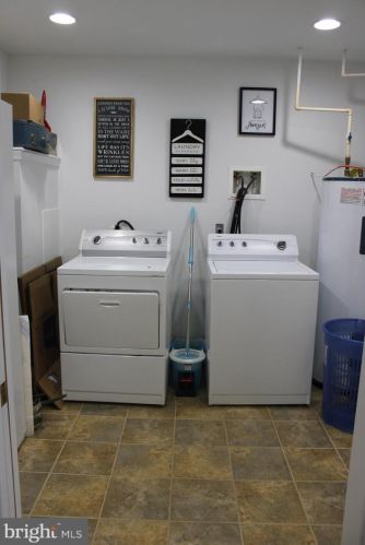 3625 Armory Ln, York PA  17408-8803 exterior