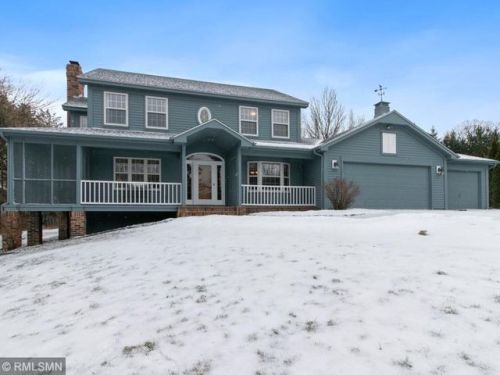 14515 28th St, Stillwater, MN 55082-1555