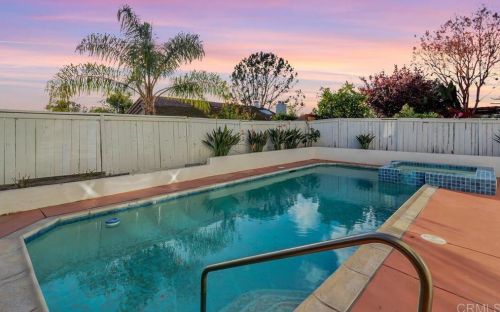 1371 Corte Paguera, Oceanside, CA 92057-2611