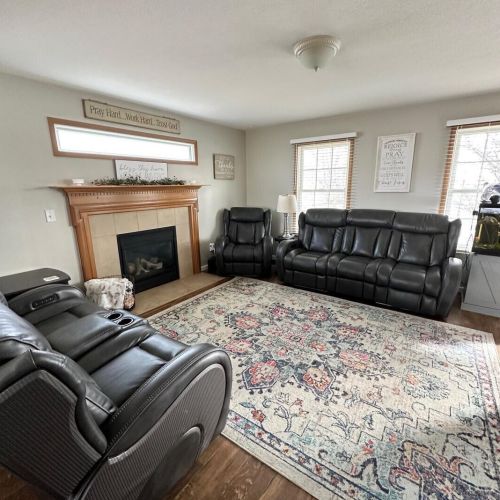 9325 Strawser St, Orient, OH 43146-9311