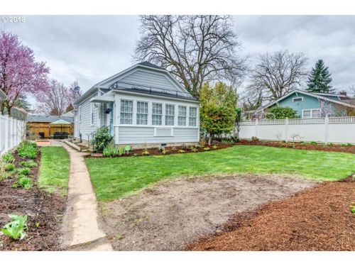 2008 Washington St, Vancouver, WA 98660-2646