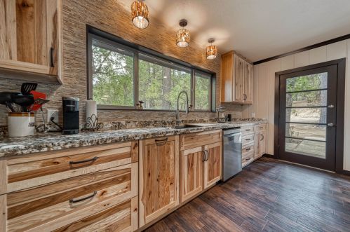 229 Pecks Valley Rd, Almanor CA  95947-9739 exterior