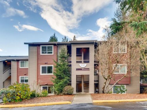 15707 4th Ave, Seattle WA  98148-1283 exterior