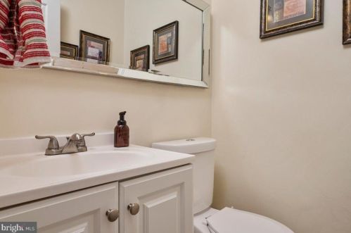 255 Baskerville Ct, Severna Park MD 21146-2125 exterior