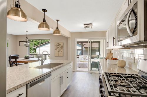 8706 134th St, Saint Paul MN  55124-7232 exterior