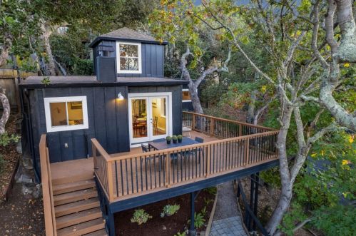 220 Winding Way, San Carlos, CA 94070-2817