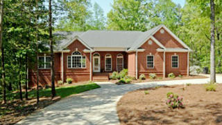 75 Wineberger Rd, Hartwell, GA 30643-7832