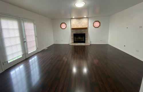 321 Central Ave, Matteson IL  60443-1441 exterior