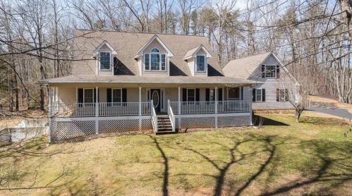111 Crane Rd, Dawsonville, GA 30534-1447