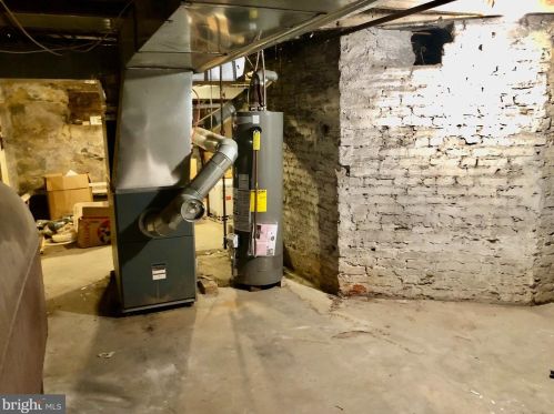 1901 63rd St, Philadelphia PA 19151-2607 exterior