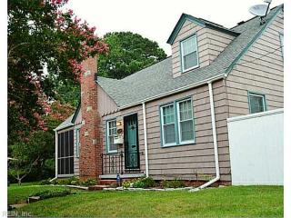 7472 Major Ave, Norfolk VA  23505-3057 exterior