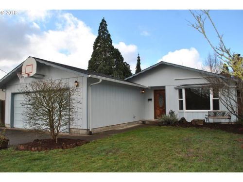 1134 7th St, Springfield OR  97477-4068 exterior