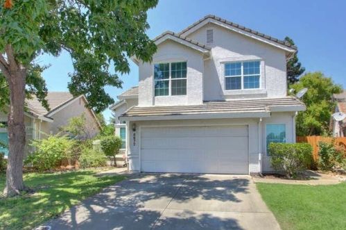 8672 Spring House Way, Elk Grove, CA 95624-1230