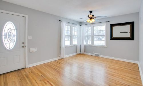3964 Xenwood Ave, Minneapolis MN  55416-2842 exterior