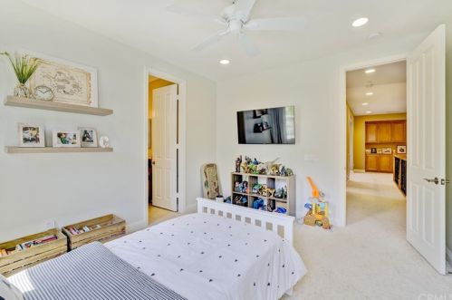 3476 Deep Waters Ct, Simi Valley CA  93065-0587 exterior