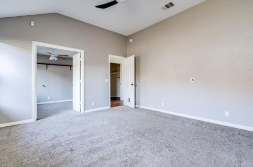 123 Discovery, Uhland TX 78640-5490 exterior