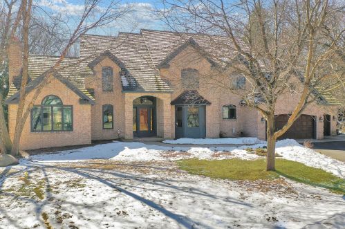 7910 Guild Ct, Saint Paul, MN 55124-7678