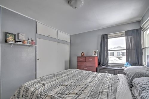 1236 44 Pl, Hobart IN exterior