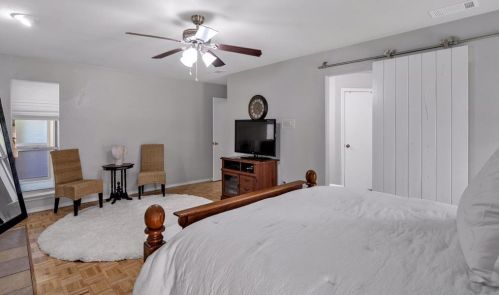 1011 Oxfordshire Dr, Carrollton TX 75007-4817 exterior